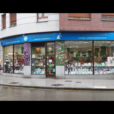 Comercial Llanes